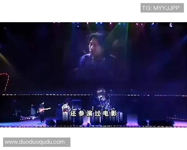 昔日绿茵豪杰再聚首笑谈辉煌岁月重温足坛传奇时光